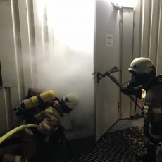 Einsatzübung Brandbekämpfung Einsatzübung Brandbekämpfung